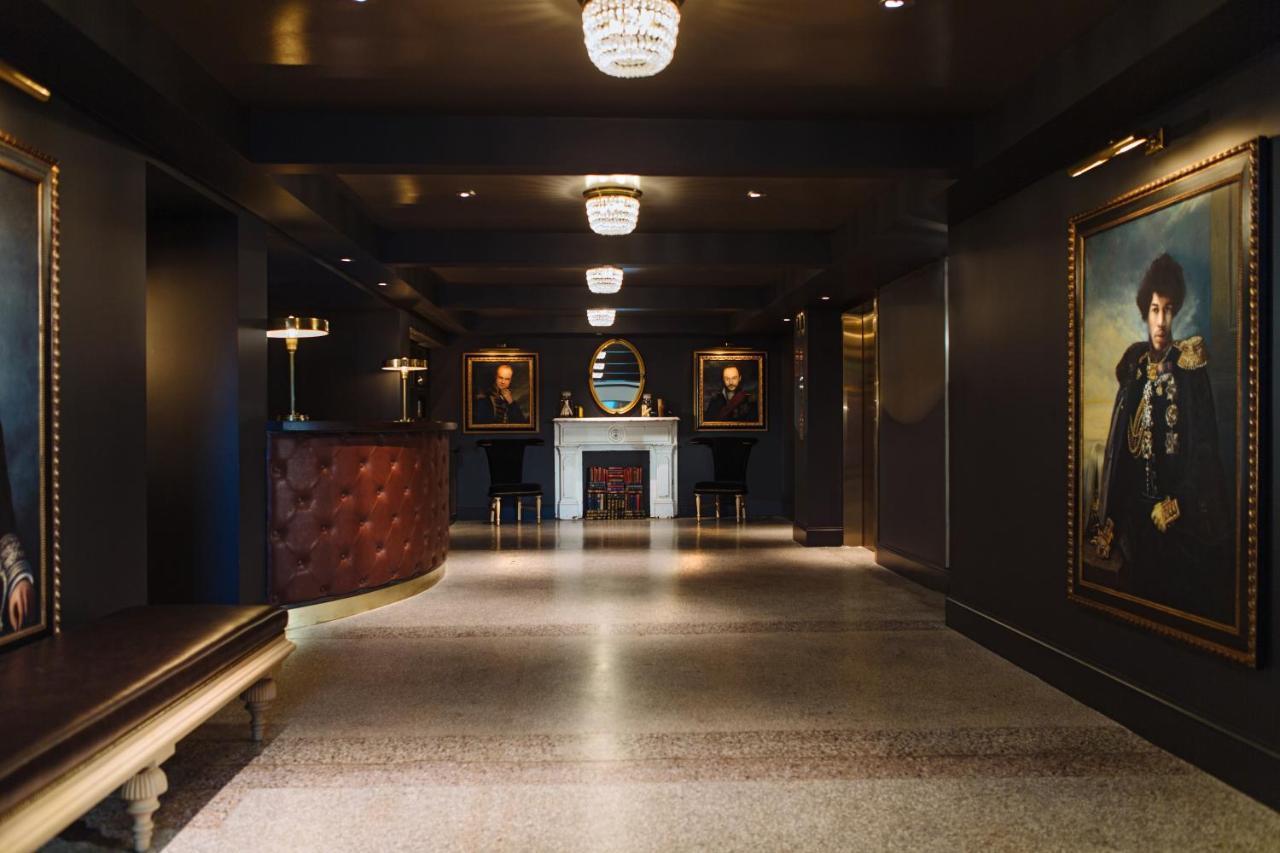 Kimpton Palladian Hotel By Ihg Seattle Exterior photo