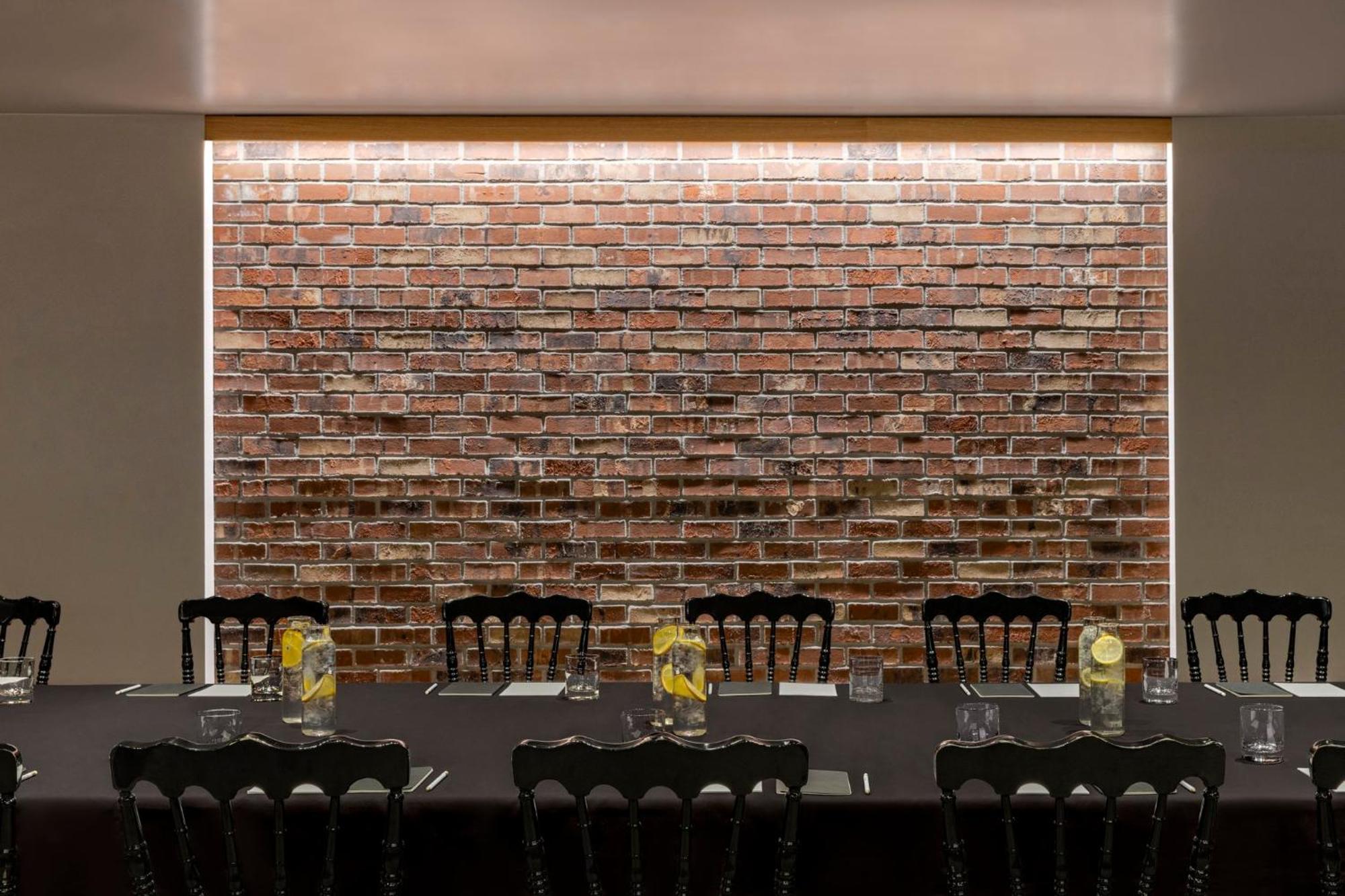 Kimpton Palladian Hotel By Ihg Seattle Exterior photo